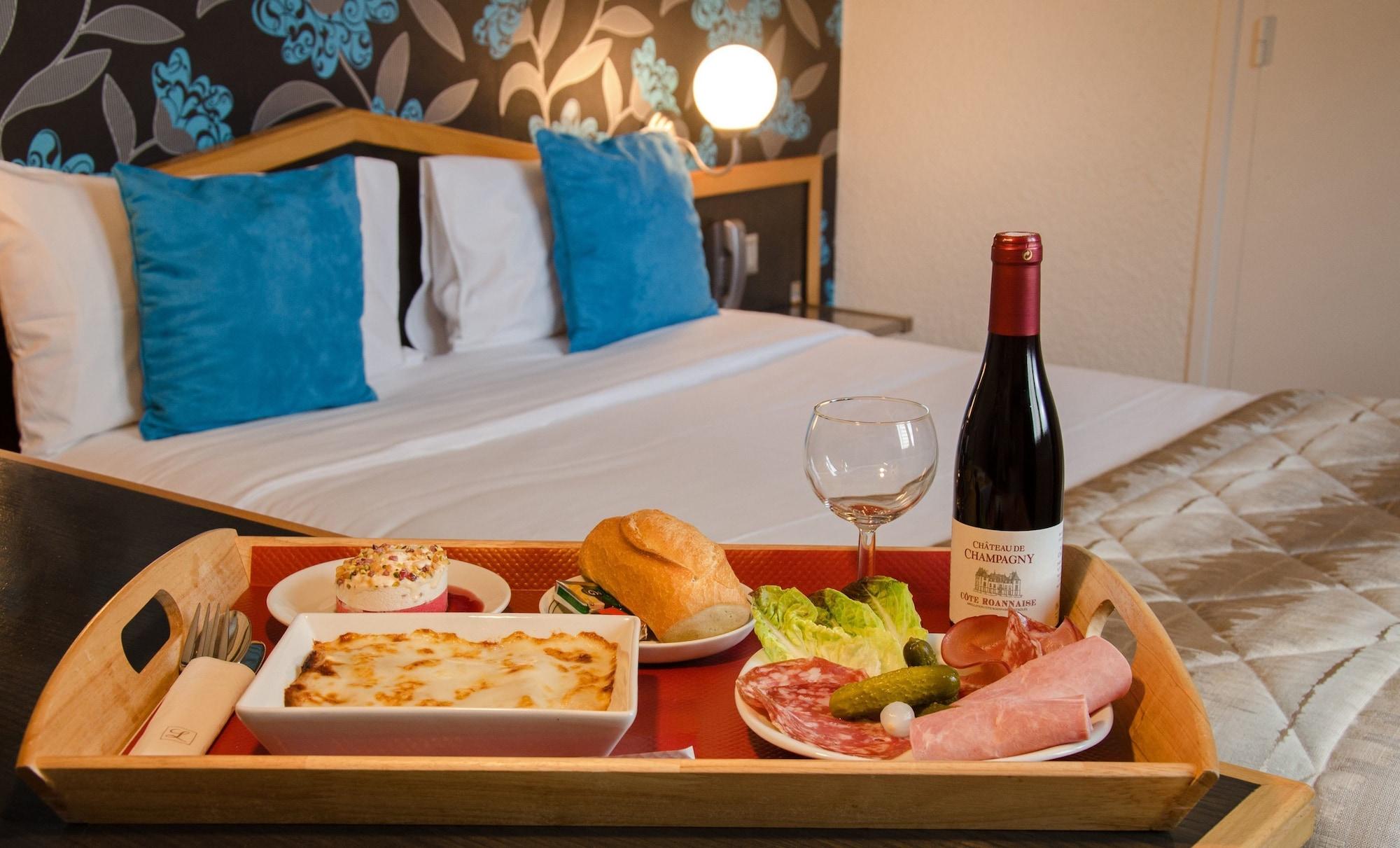 Logis Hotel Du Midi - Saint Etienne Sud Ngoại thất bức ảnh