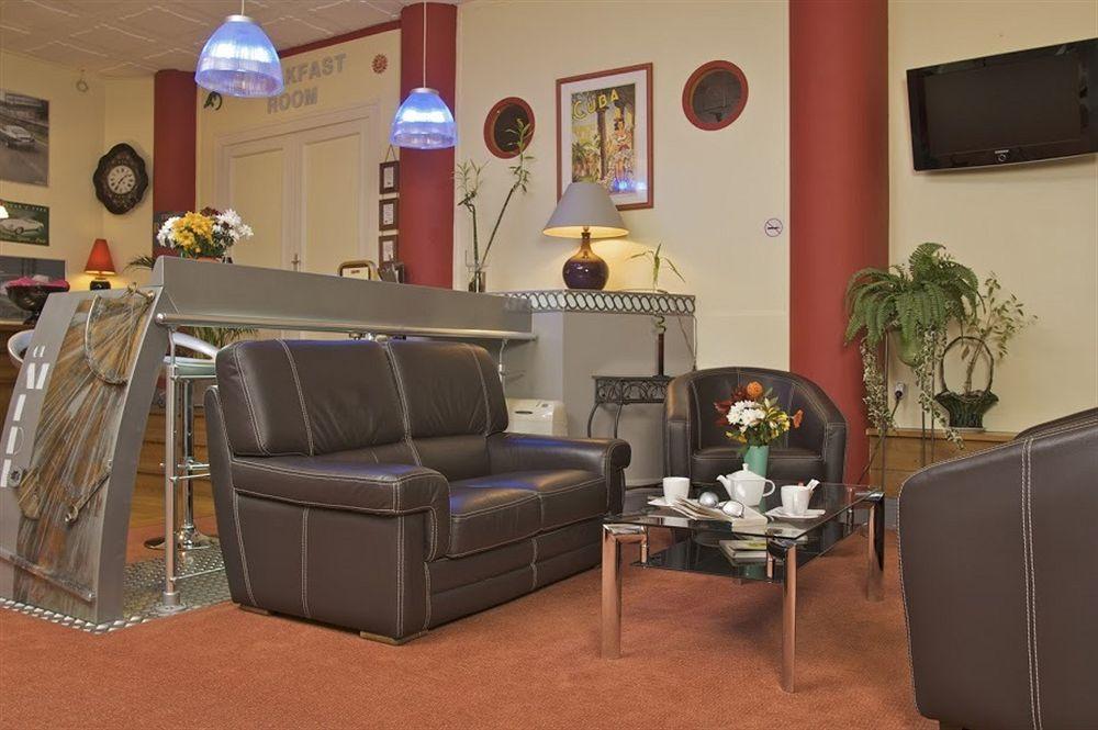 Logis Hotel Du Midi - Saint Etienne Sud Ngoại thất bức ảnh