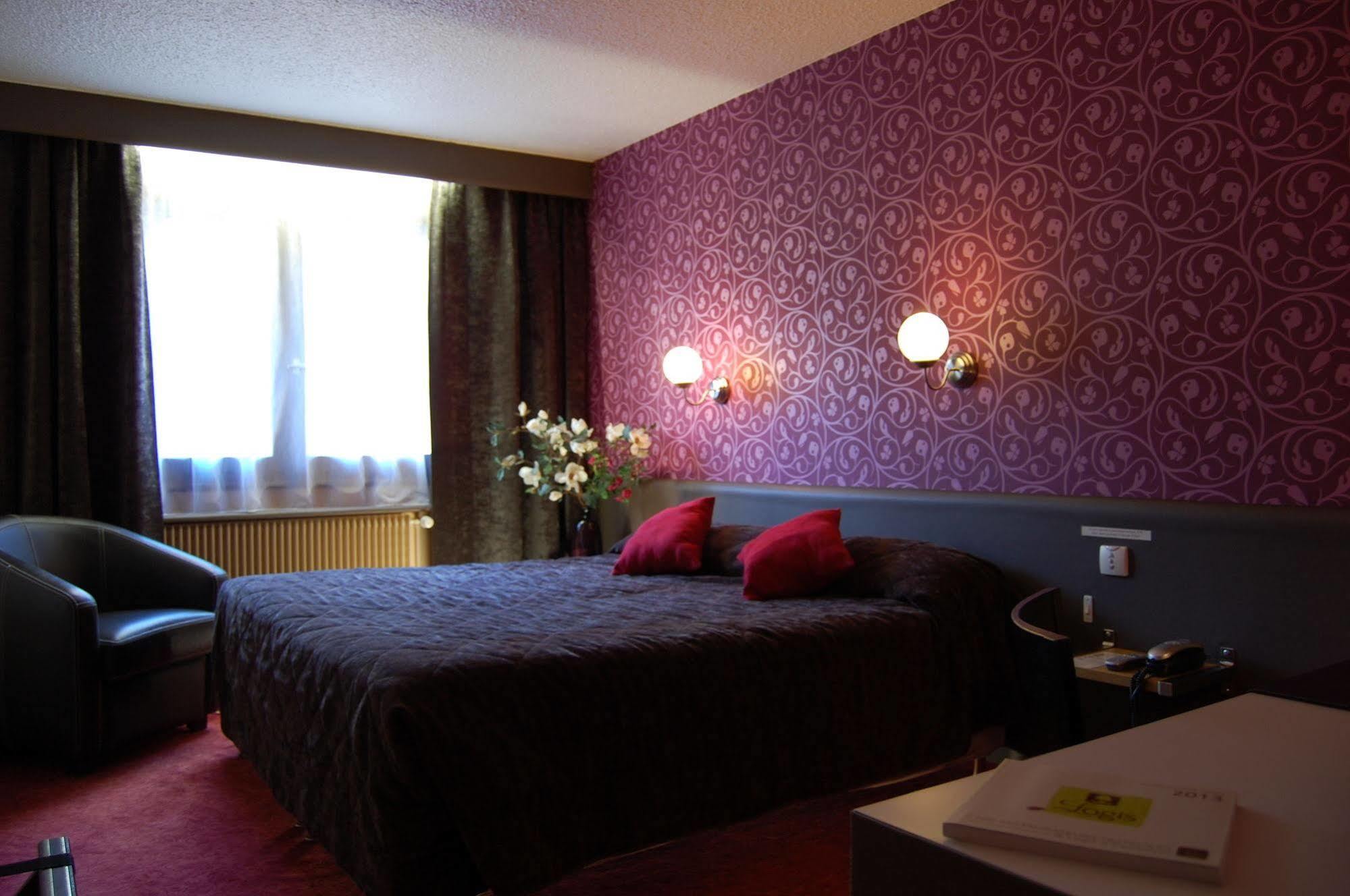 Logis Hotel Du Midi - Saint Etienne Sud Ngoại thất bức ảnh