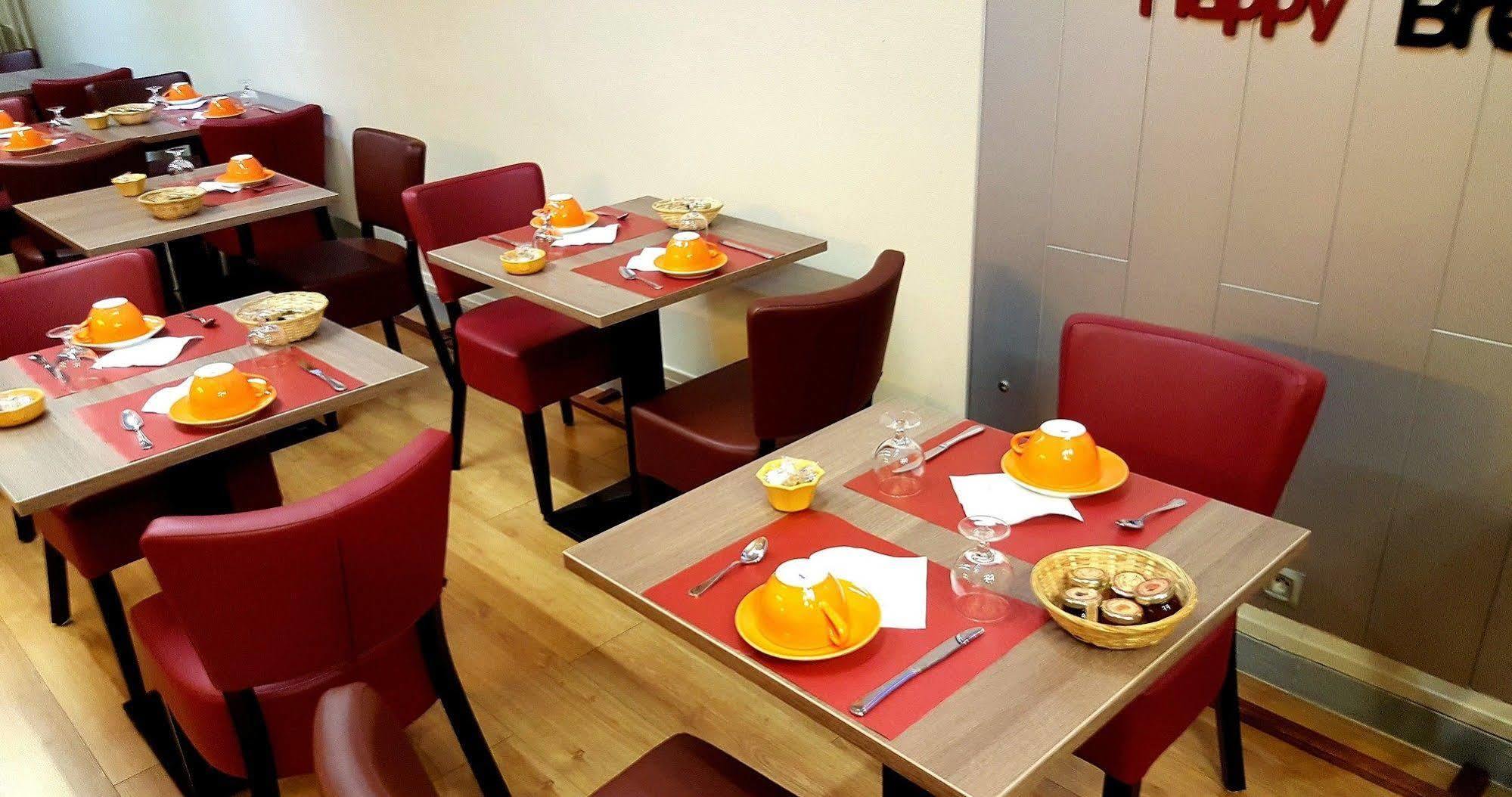 Logis Hotel Du Midi - Saint Etienne Sud Ngoại thất bức ảnh